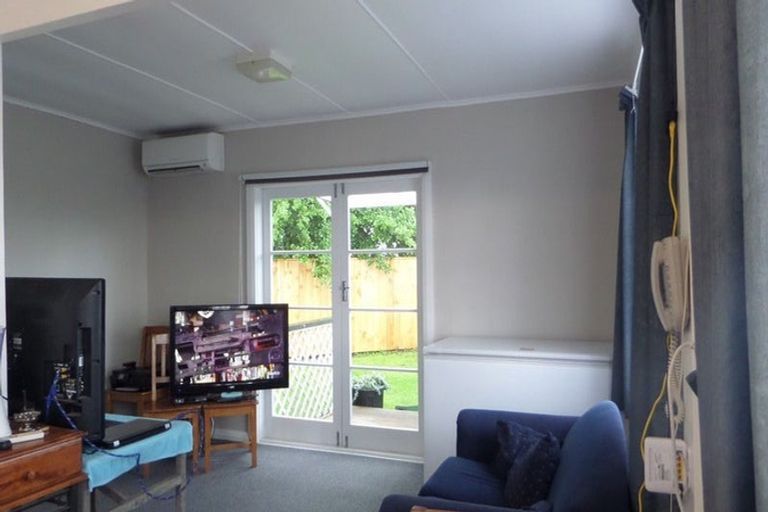 Photo of property in 6 Bethune Street, Featherston, 5710