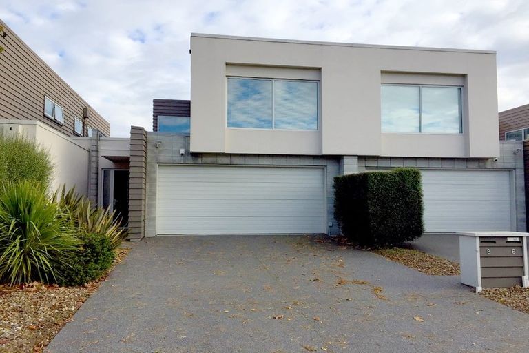 Photo of property in 8 Seager Lane, Hillmorton, Christchurch, 8024