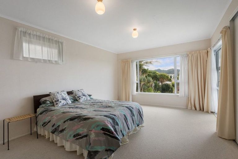 Photo of property in 58 The Crescent, Waihi Beach, 3611
