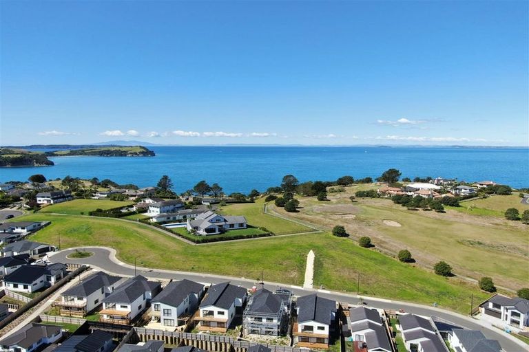 Photo of property in 28 Whale Bay Rise, Gulf Harbour, 0930