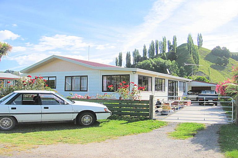 Photo of property in 12 Nelvin Avenue, Manunui, Taumarunui, 3992