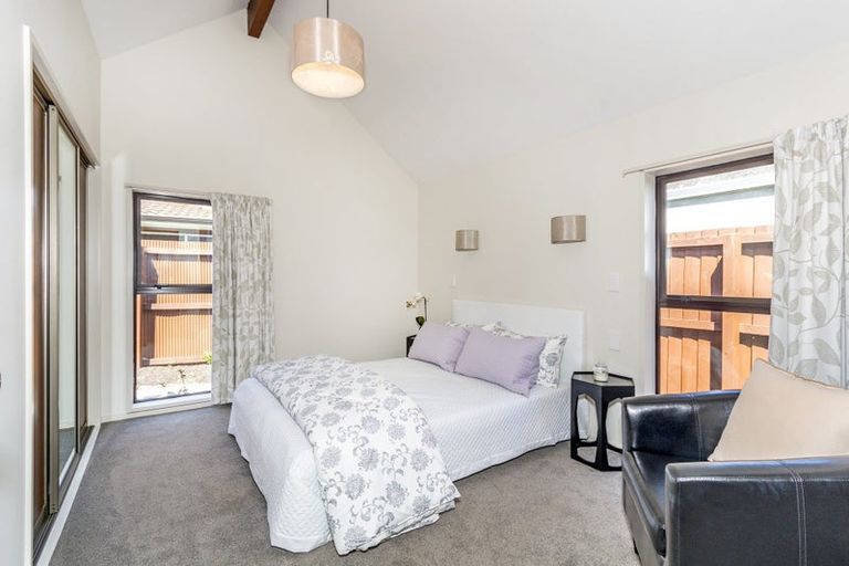 Photo of property in Peerswick Court, 43a Waimairi Road, Upper Riccarton, Christchurch, 8041