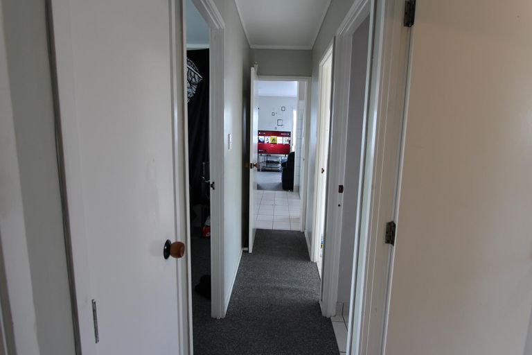 Photo of property in 2/16 Silver Creek Road, Weymouth, Auckland, 2103