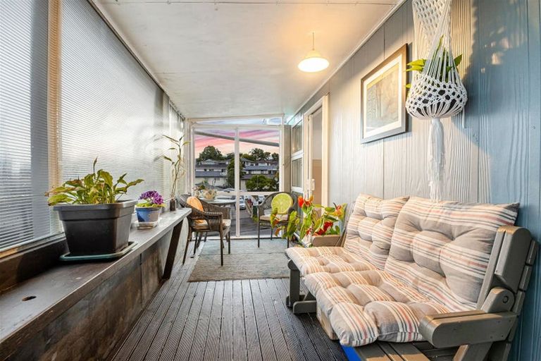 Photo of property in 74 Keegan Drive, Massey, Auckland, 0614