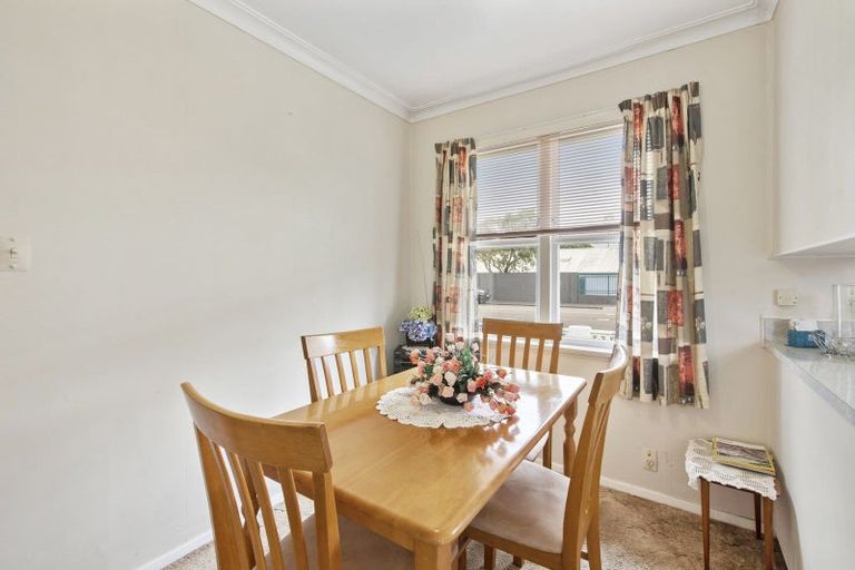 Photo of property in 47 Bath Street, Levin, 5510