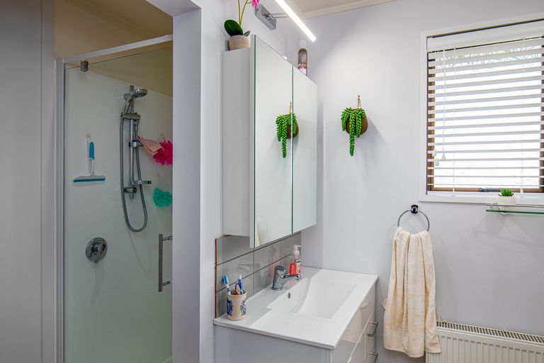 Photo of property in 65 Newcastle Street, Clyde, 9330