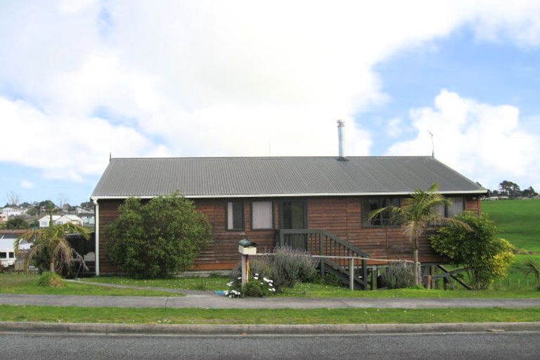 Photo of property in 8 Bellbird Crescent, Dargaville, 0310