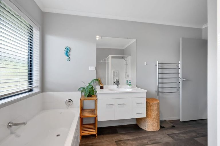 Photo of property in 20a Estate Grove, Inglewood, 4330