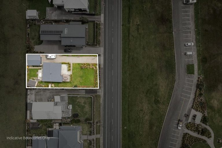 Photo of property in 138 Seaforth Road, Waihi Beach, 3611