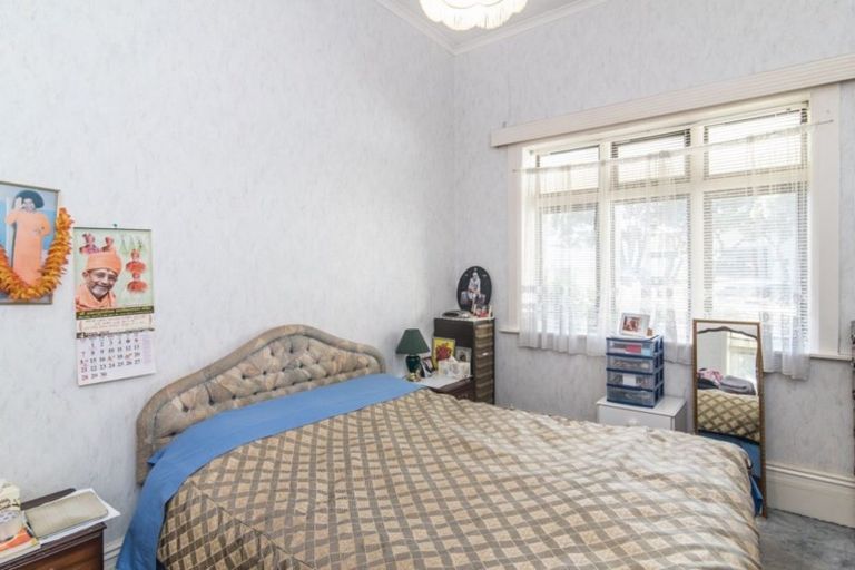 Photo of property in 104 Kilbirnie Crescent, Kilbirnie, Wellington, 6022