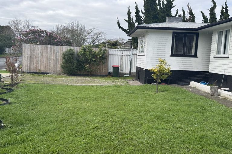 Photo of property in 26 Nile Road, Kelston, Auckland, 0602