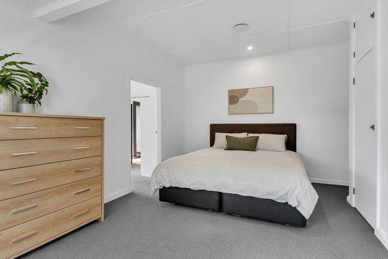 Photo of property in 215 Riverslea Road South, Akina, Hastings, 4122