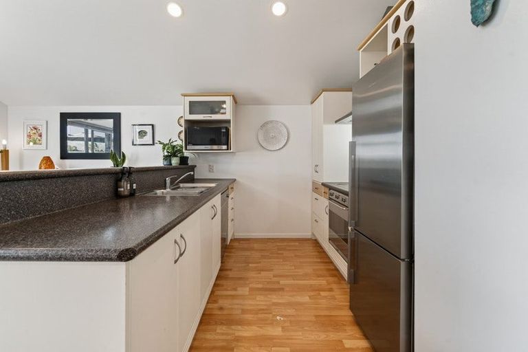 Photo of property in 19 Brodie Place, Bethlehem, Tauranga, 3110