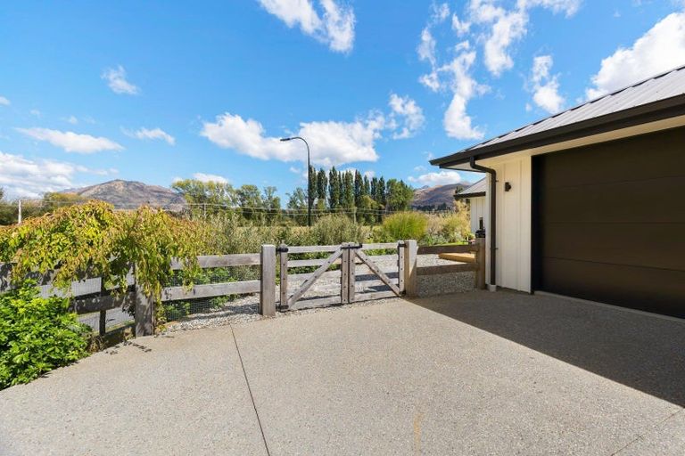 Photo of property in 8 Headley Drive, Lower Shotover, Queenstown, 9304