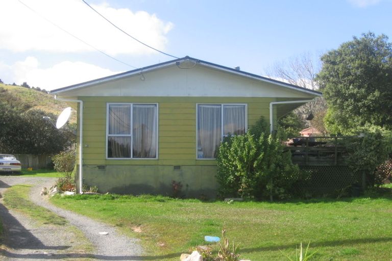 Photo of property in 24 Clark Street, Hikurangi, 0114