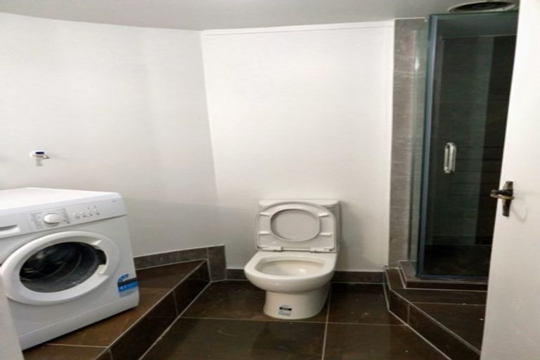 Photo of property in 163 Bleakhouse Road, Mellons Bay, Auckland, 2014