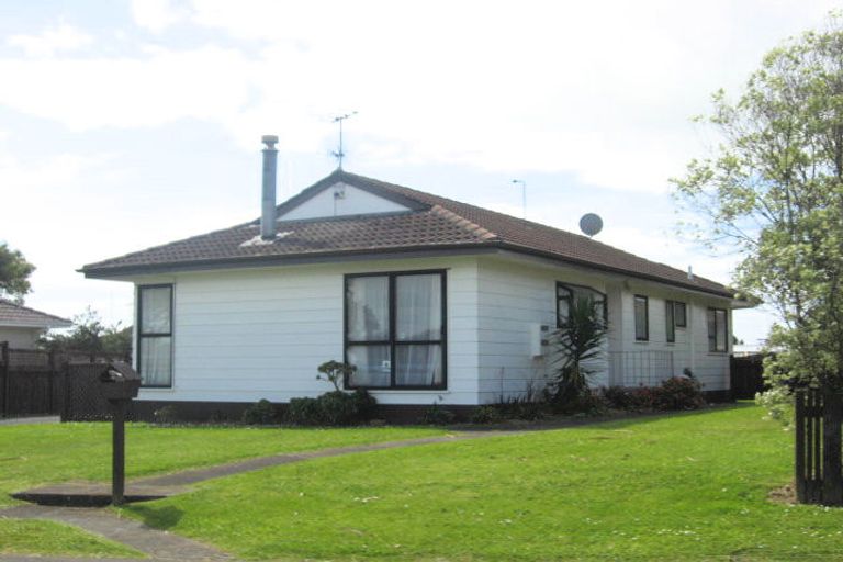 Photo of property in 71 Burundi Avenue, Clendon Park, Auckland, 2103