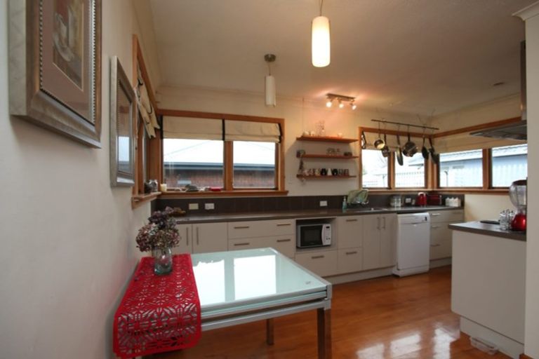 Photo of property in 1/27 Moreland Avenue, Papanui, Christchurch, 8053