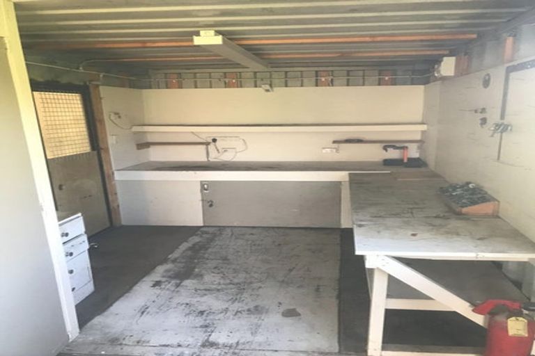 Photo of property in 47 Walters Road, Marshland, Christchurch, 8051