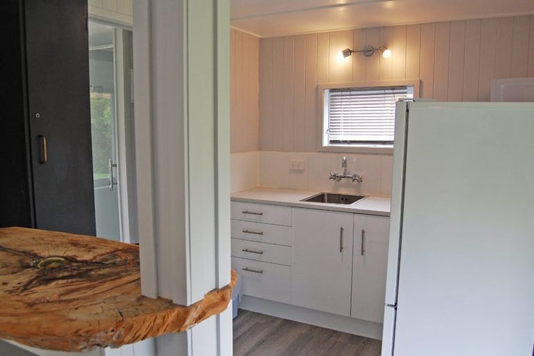 Photo of property in 126 Oneriri Road, Kaiwaka, 0573