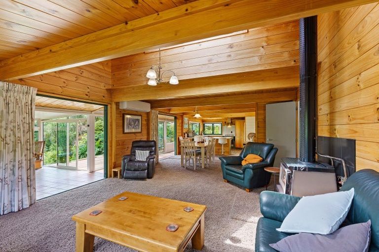 Photo of property in 126 Te Hapua Road, Te Horo, Otaki, 5581