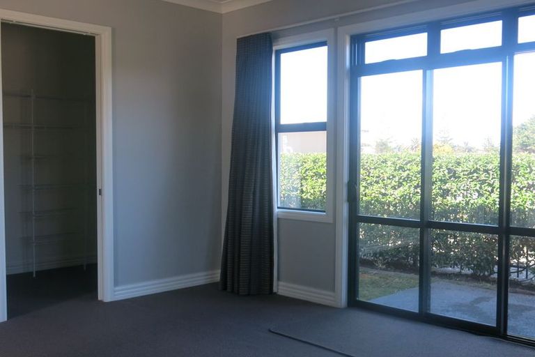 Photo of property in 19 Hunter Drive, Awatoto, Napier, 4110