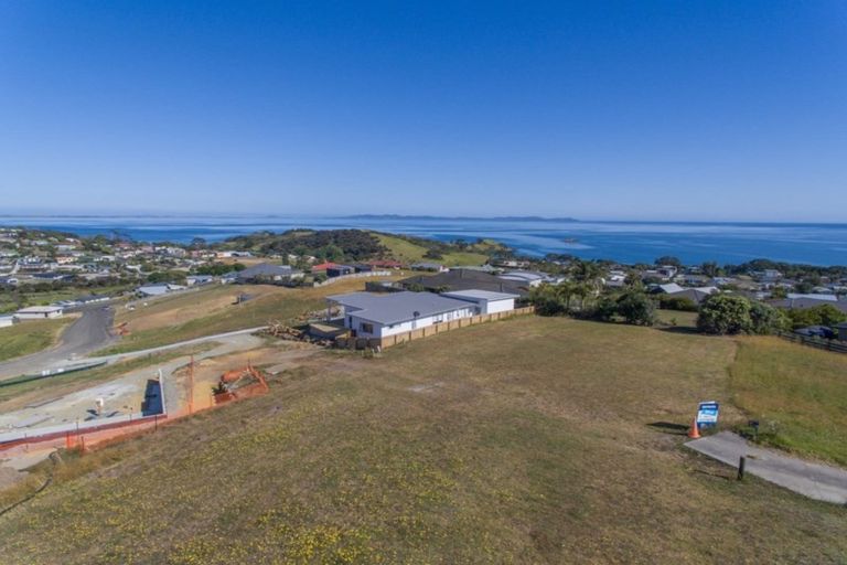 Photo of property in 24 Midgard Road, Coopers Beach, 0420