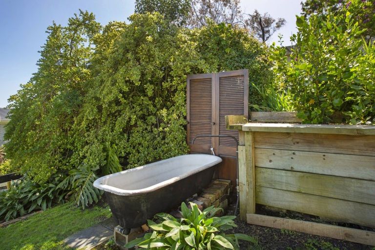 Photo of property in 18 Stewart Street, Raglan, 3225