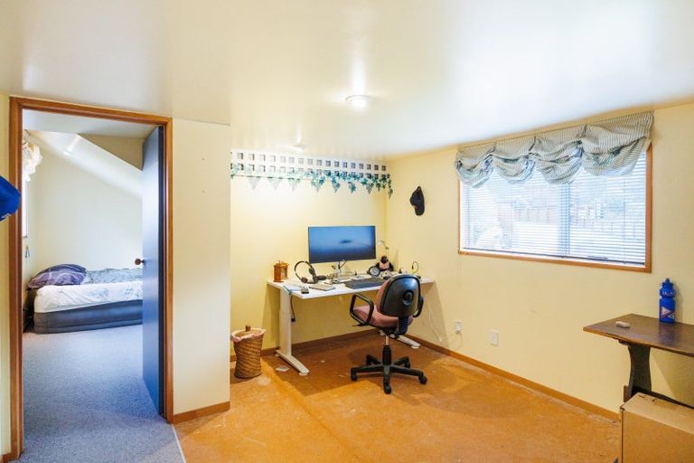 Photo of property in 34 Wellesley Street, Feilding, 4702