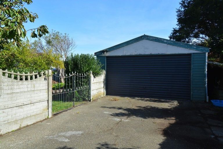 Photo of property in 249 Princes Street, Strathern, Invercargill, 9812