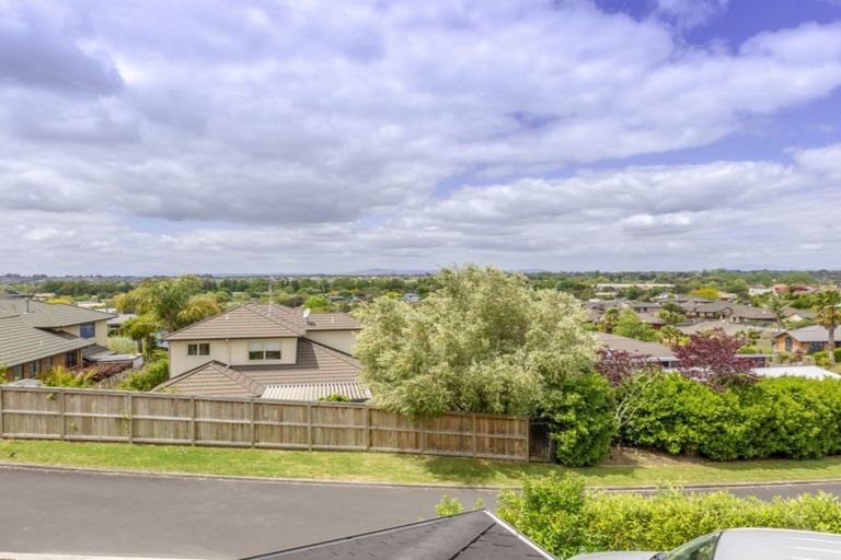 Photo of property in 23 Millennium Heights, Flagstaff, Hamilton, 3210