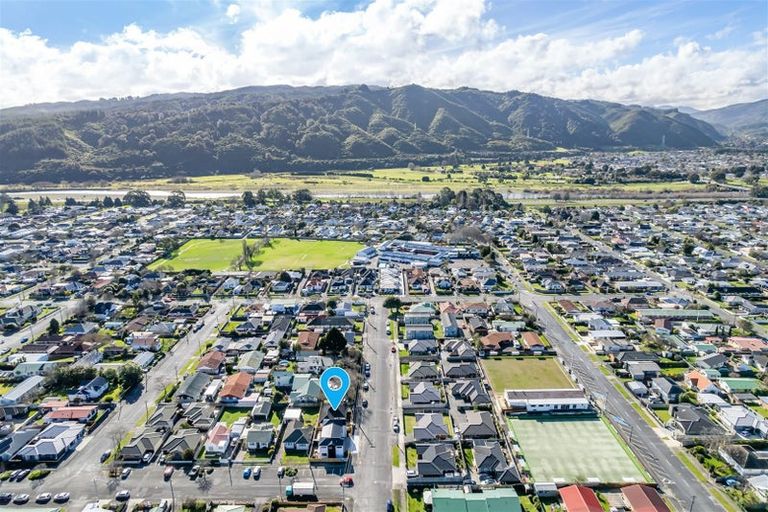 Photo of property in 25c King Street, Ebdentown, Upper Hutt, 5018