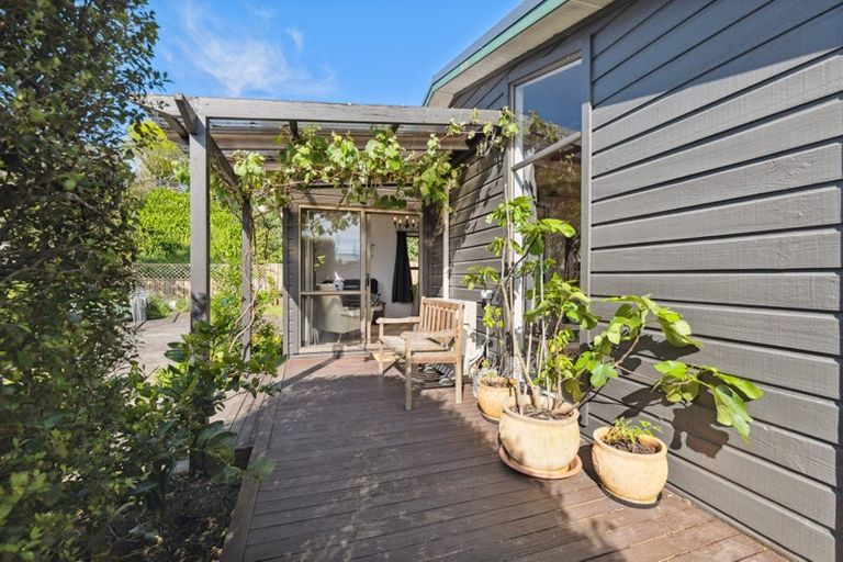 Photo of property in 15b Marchant Place, Westown, New Plymouth, 4310