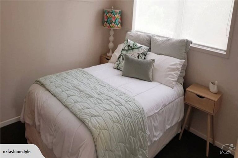 Photo of property in 11 Lagoon Way, Omaha, 0986