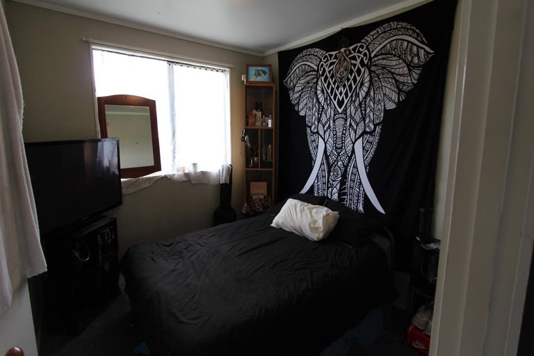 Photo of property in 2/16 Silver Creek Road, Weymouth, Auckland, 2103