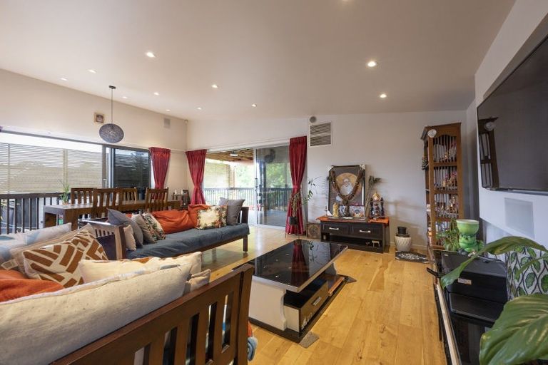 Photo of property in 140a Solar Road, Glen Eden, Auckland, 0602