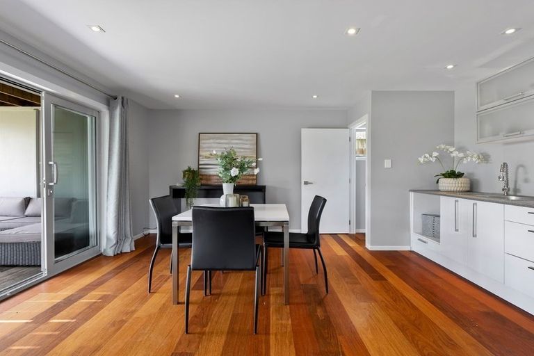 Photo of property in 101a Rangatira Road, Beach Haven, Auckland, 0626