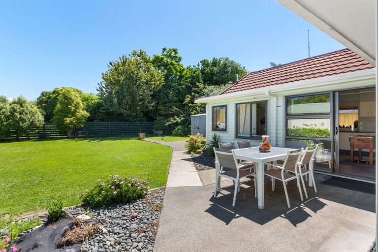 Photo of property in 6 Charles Street, Riverdale, Gisborne, 4010