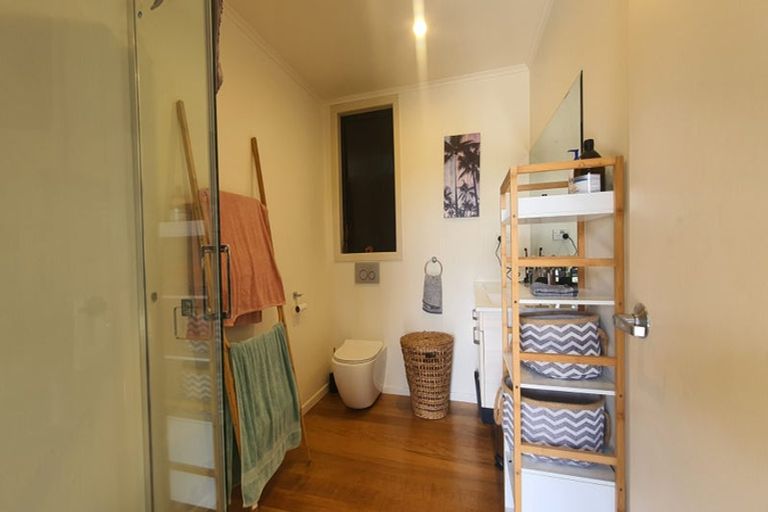 Photo of property in 8a Schoolhouse Bay Road, Kawau Island, 0920