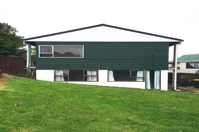 Photo of property in 1/18 Kitewao Street, Northcote, Auckland, 0627