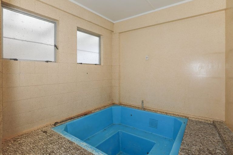 Photo of property in 36 Invergarry Road, Hilltop, Taupo, 3330