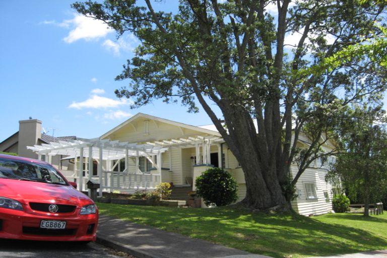 Photo of property in 38 Totara Place, Pukekohe, 2120