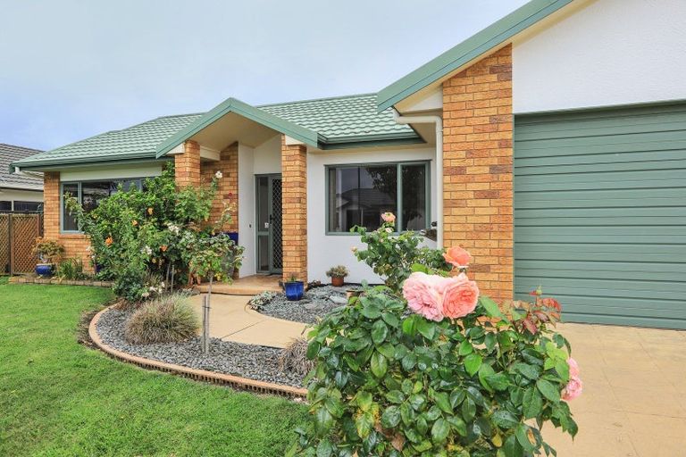 Photo of property in 9 Flemington Place, Taradale, Napier, 4112