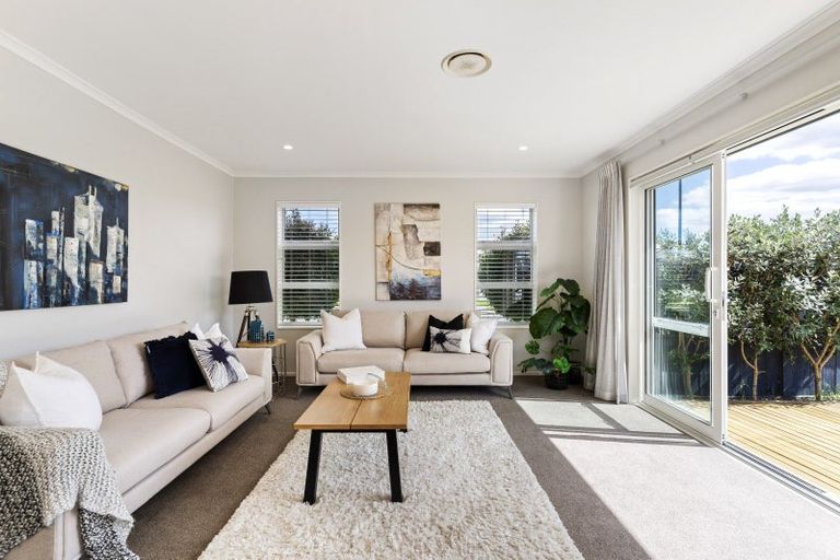 Photo of property in 3 Kuawa Drive, Kumeu, 0810