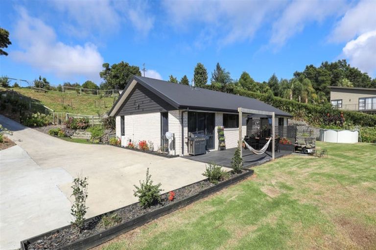 Photo of property in 163 Kimihia Road, Huntly, 3771