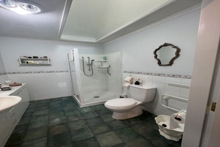 Photo of property in 5 Lakeridge Close, Rangatira Park, Taupo, 3330