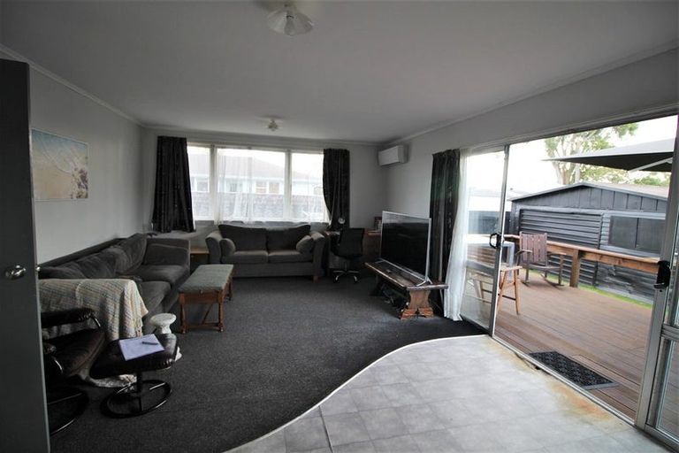Photo of property in 75 Bryant Road, St Andrews, Hamilton, 3200