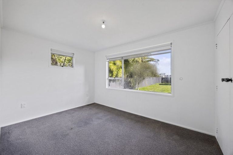 Photo of property in 146 Miranda Street, Stratford, 4332