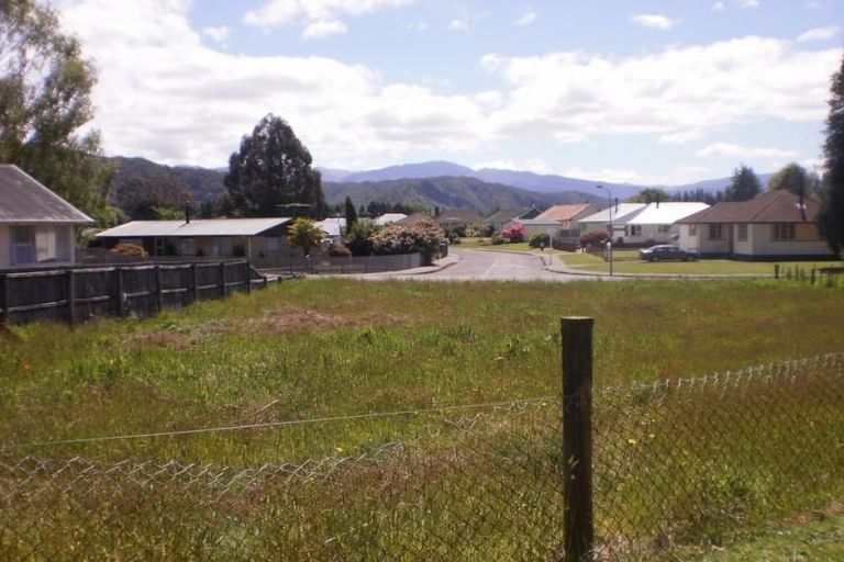 Photo of property in 23 Plaskett Street, Reefton, 7830