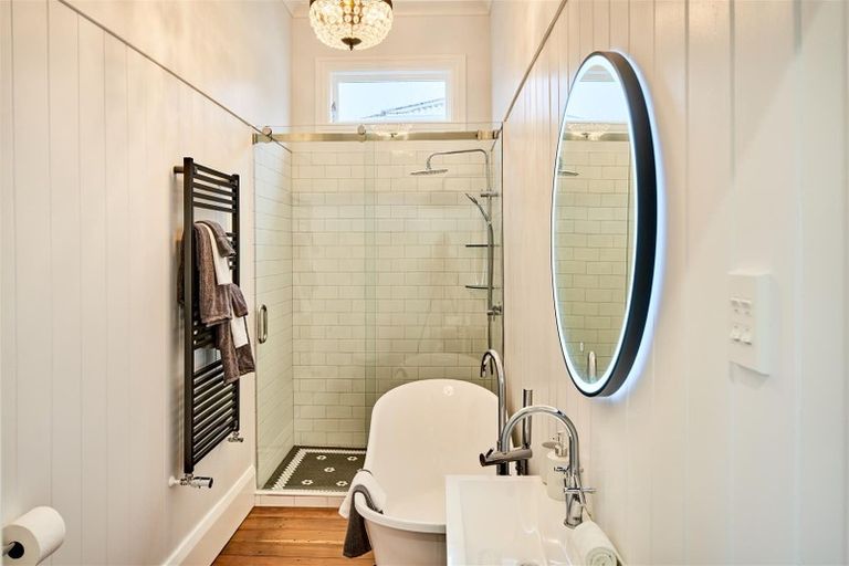 Photo of property in 190 Hutt Road, Petone, Lower Hutt, 5012